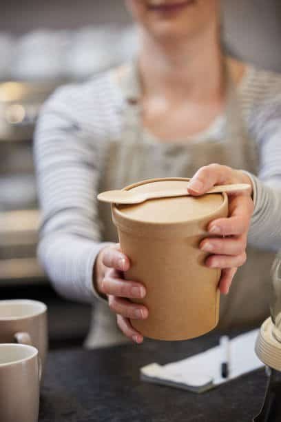 paper hot soup bowl with lids and wooden cutlery