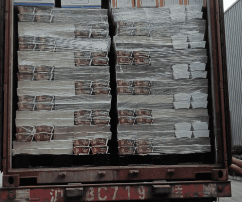 cup fans container loading1
